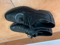 Lloyd Herrenschuhe Leder Gr 9,5.   43,5 Hessen - Friedberg (Hessen) Vorschau
