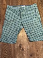 Esprit Shorts Slim W32/33 Neuwertig Mülheim - Köln Dünnwald Vorschau
