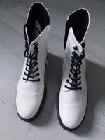 Schnürboots von Esprit, weiß, Größe 41; wie Neu *** Nordrhein-Westfalen - Hilden Vorschau