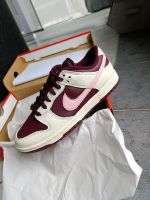 Nike Dunk Low Valentines Day EU 42 US 8.5 Neu Original Nordrhein-Westfalen - Soest Vorschau