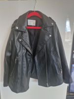 Zara Lederjacke Gr 122 Kunstleder  schwarz Hannover - Mitte Vorschau