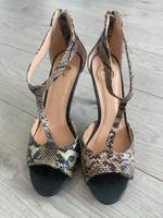 Schuhe für besondere Ausläse Baden-Württemberg - Esslingen Vorschau