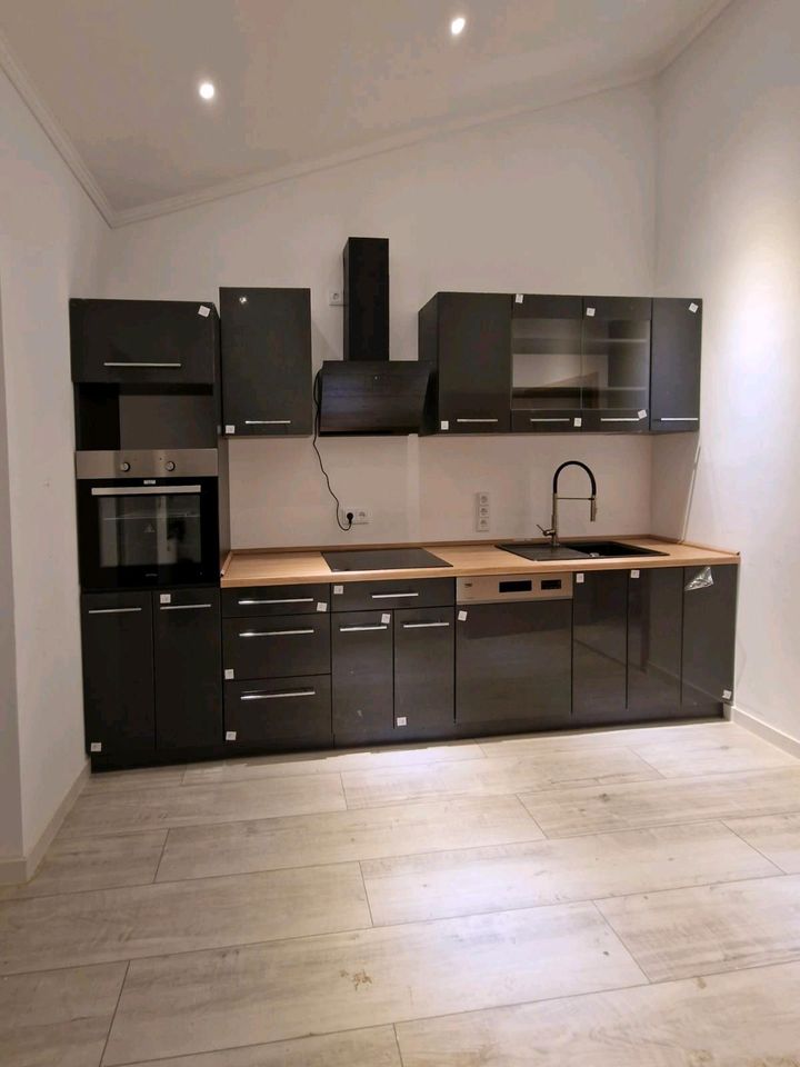 Küchenblock, Küchenzeile, Küche, Neue Küche 300cm Hochglanz grau in Obernburg