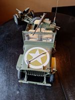 Hachette Willys Jeep 1:8 mit Anhänger und Kanone Niedersachsen - Adendorf Vorschau