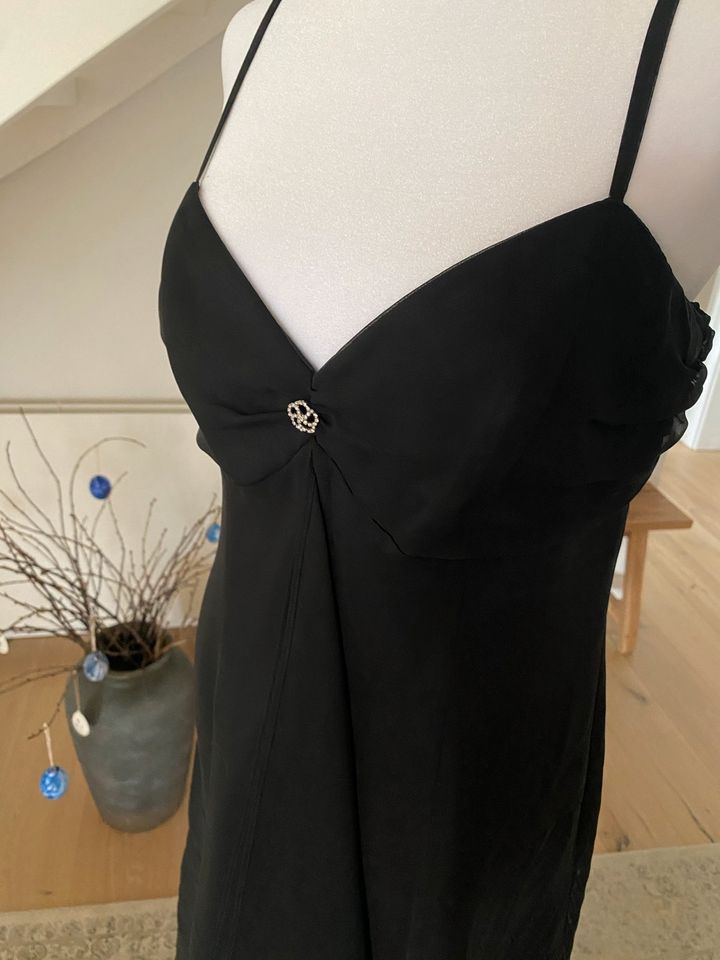 Schönes Abendkleid | Konfirmationskleid | Abschlusskleid in Himmelpforten