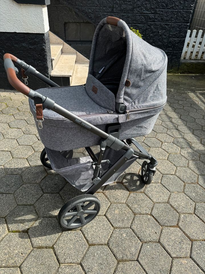 Kinderwagen 2in1 Sportwagen in Leun