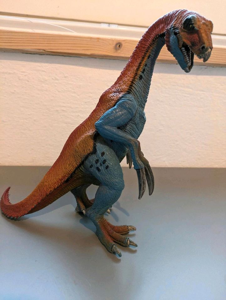 Schleich Dinosaurier und Drache in Vögelsen