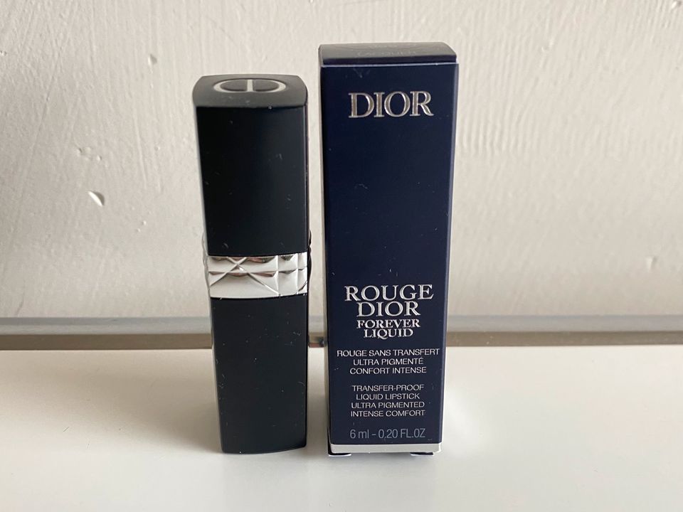 Dior Forever Liquid Lipstick Lippenstift Ultra Pigment 999 NEU in Pulheim