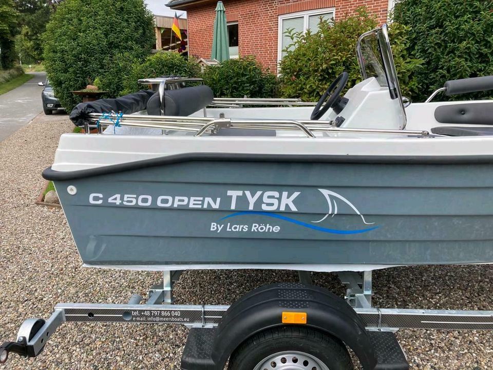 Konsolenboot Motorboot Angelboot 15-40PS Tysk C 450 open in Simonsberg