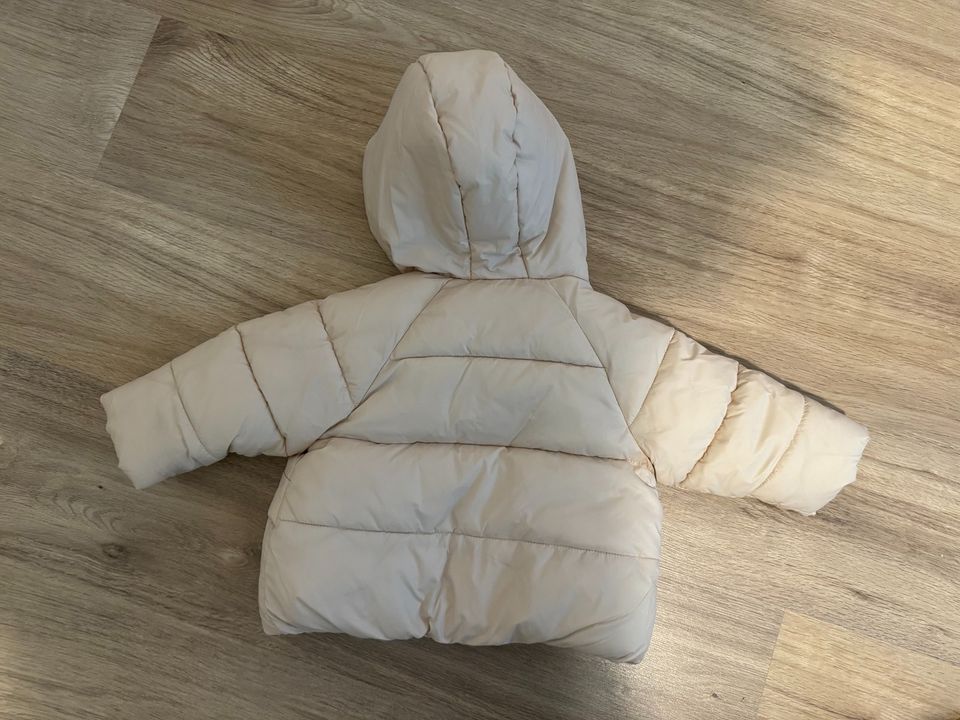 NEU Baby Jacke ZARA in Frankfurt am Main