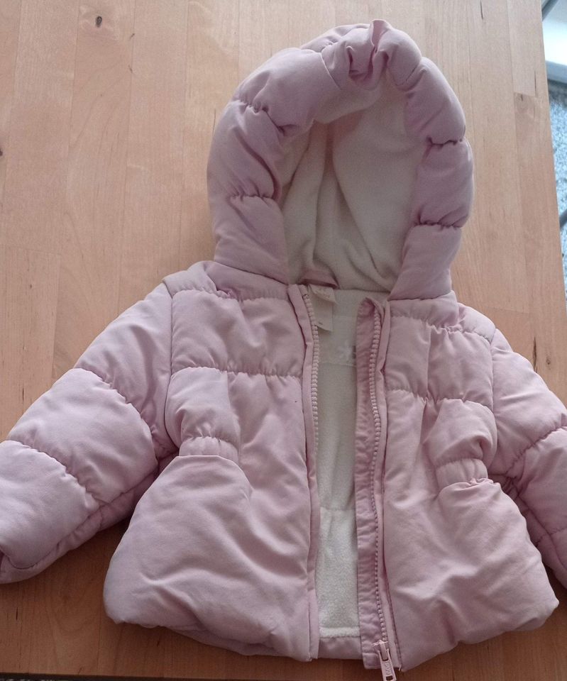 Winterjacke rosa Gr 68 gefüttert in Berlin