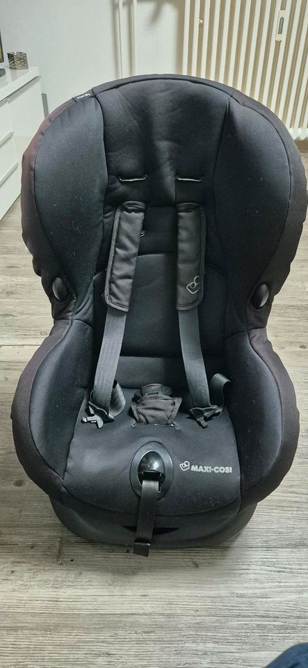 2 x Kindersitz Maxi Cosi für je in Moers