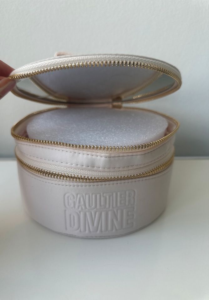 Neu Gaultier Divine Beauty Case Kosmetiktasche in Frankfurt am Main