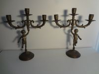 2 schöne Kerzenhalter 3 flammig mit Figuren „antike Art“ Messing Hessen - Linden Vorschau