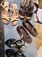 5 Paar Schuhe €12 Skechers Dockers Ara Jana Sandalen Gr 36 Top! München - Ramersdorf-Perlach Vorschau