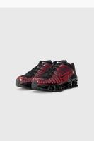 Nike Sportswear SHOX - Sneaker low - black/univ red Berlin - Marzahn Vorschau