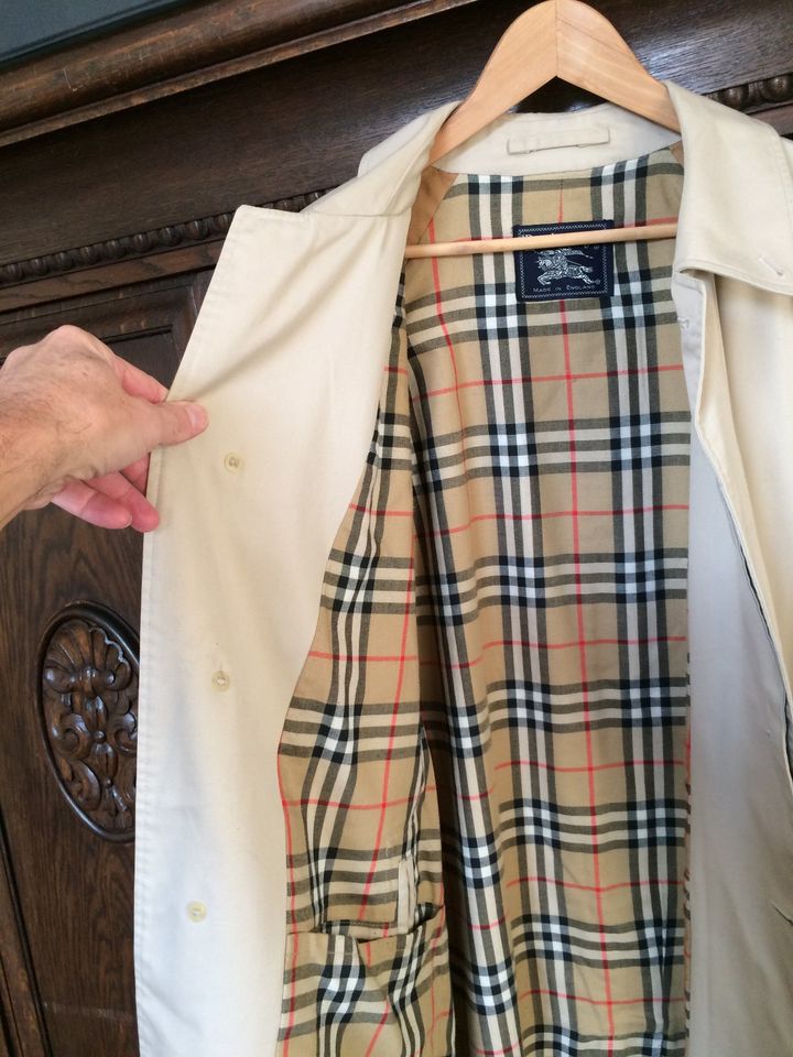 Burberry Trenchcoat, beige, Größe 54, in sehr guter Zustand in Königstein im Taunus