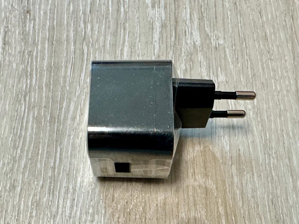 NEU | Amazon Netzteil / Ladegerät USB-A 5V / 1.8A Output schwarz in Wetter (Ruhr)