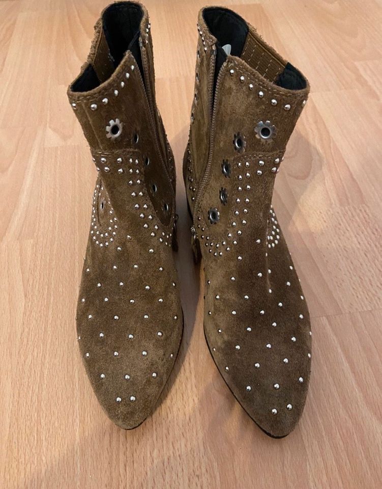 Stiefeletten mit Nieten, Geox, Gr. 35, NEU in Köln