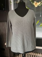 Flauschiger Pullover von Janina grau grün Gr. M 44 Niedersachsen - Uelzen Vorschau