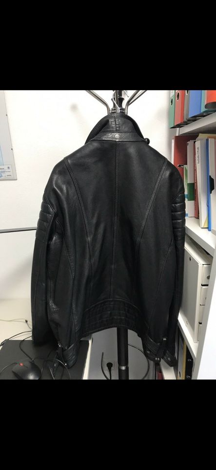 Glööckler Lederjacke schwarz Größe 54 in Königsbronn