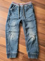 Jeans H&M Gr. 104 Niedersachsen - Nordhorn Vorschau