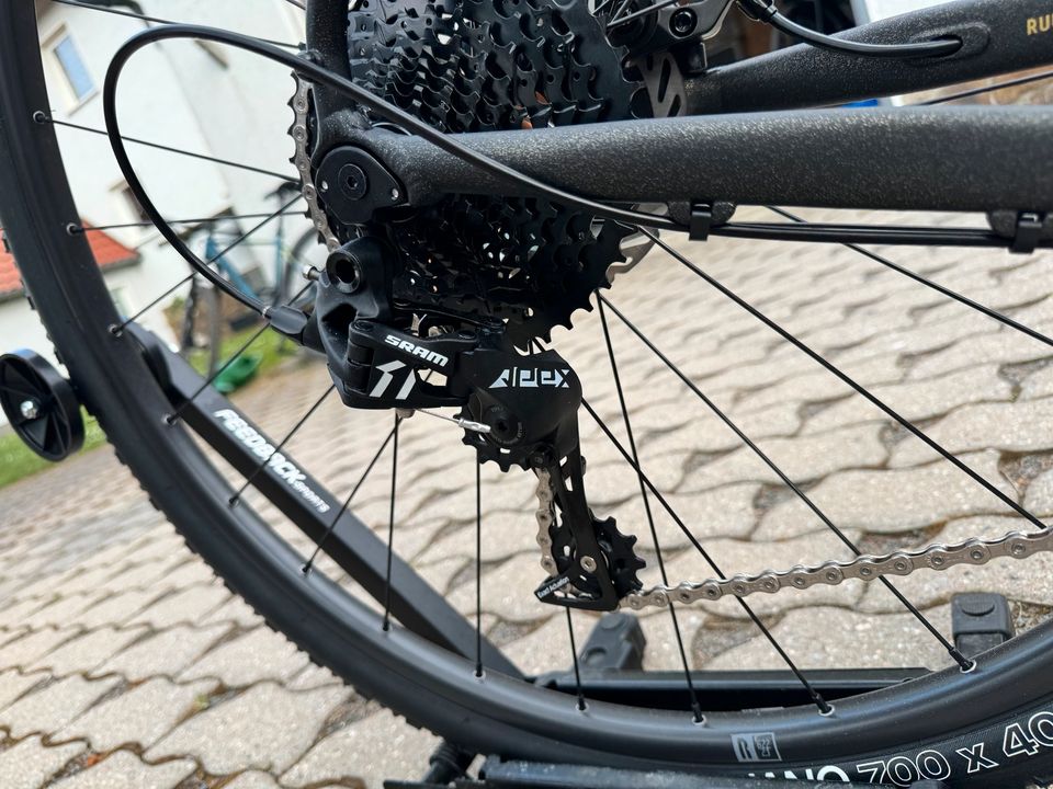 Gravel Gruppe SRAM Apex FSA Microshift in Markranstädt