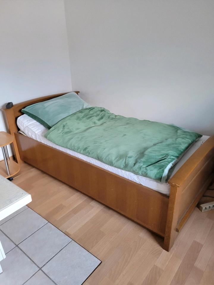 Reserviert • Gelöscht • 
                    Nachmieter gesuch...