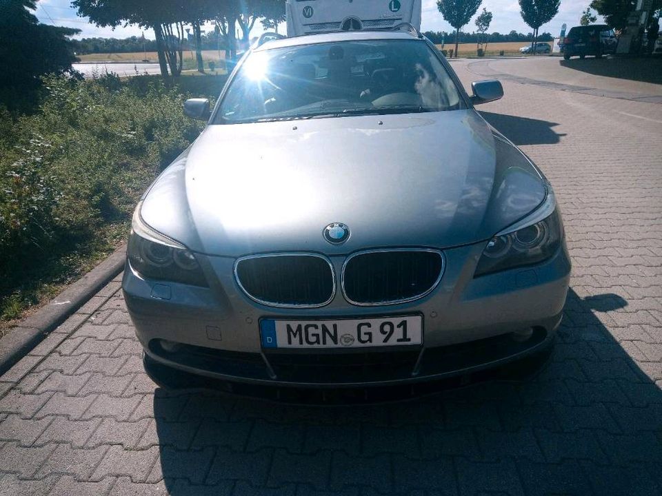 BMW 530d Touring 5er E61 in Burglauer