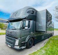 Pferdetransporter Volvo FM 410 KRISMAR Exclusiv 7-Pferde Pop-out Baden-Württemberg - Heilbronn Vorschau