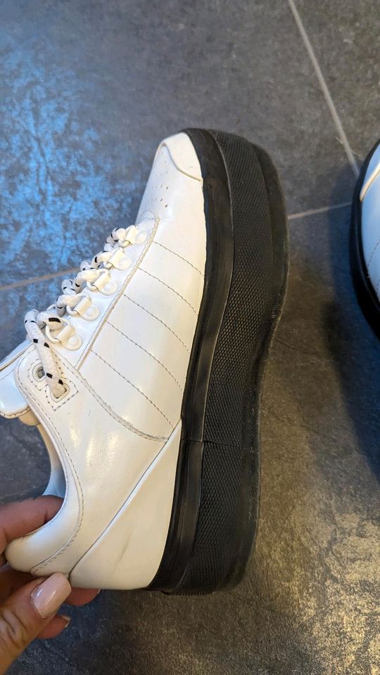 K-Swiss Plateau Sneaker Lack Leder in Hessen - Reiskirchen | eBay  Kleinanzeigen ist jetzt Kleinanzeigen