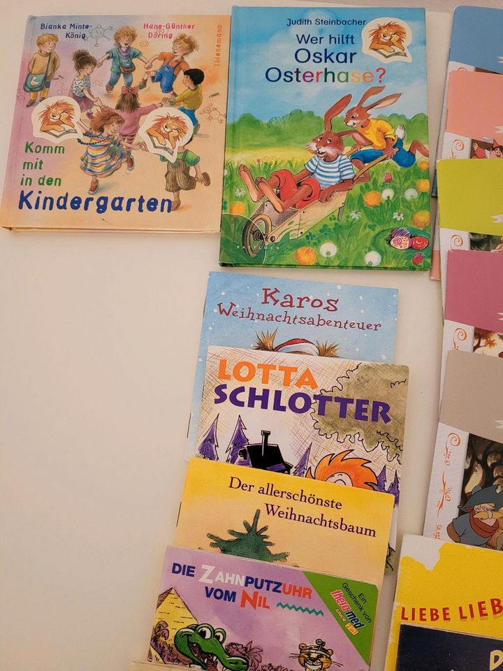 Kinder-Bücher 33 Stück in Wetzlar