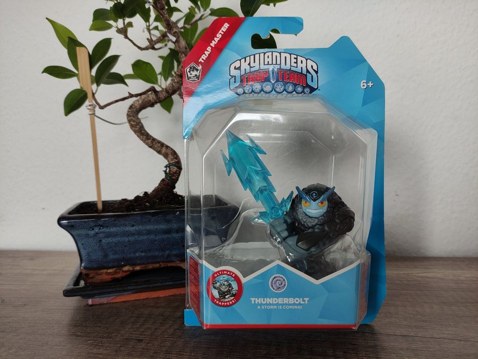 Skylanders Trap Team: Master Thunderbolt in OVP in Hürth