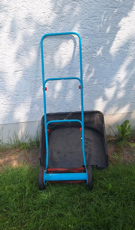 Spindelmäher Gardena 300 mit Auffangkorb in Bayern Waffenbrunn