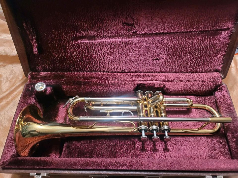 Qualität Trompete Künnl&Hoyer, Top Zustand Koffer Mundstück in Riedenburg