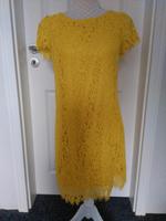 Zara woman Kleid Spitze gelb XS Niedersachsen - Martfeld Vorschau