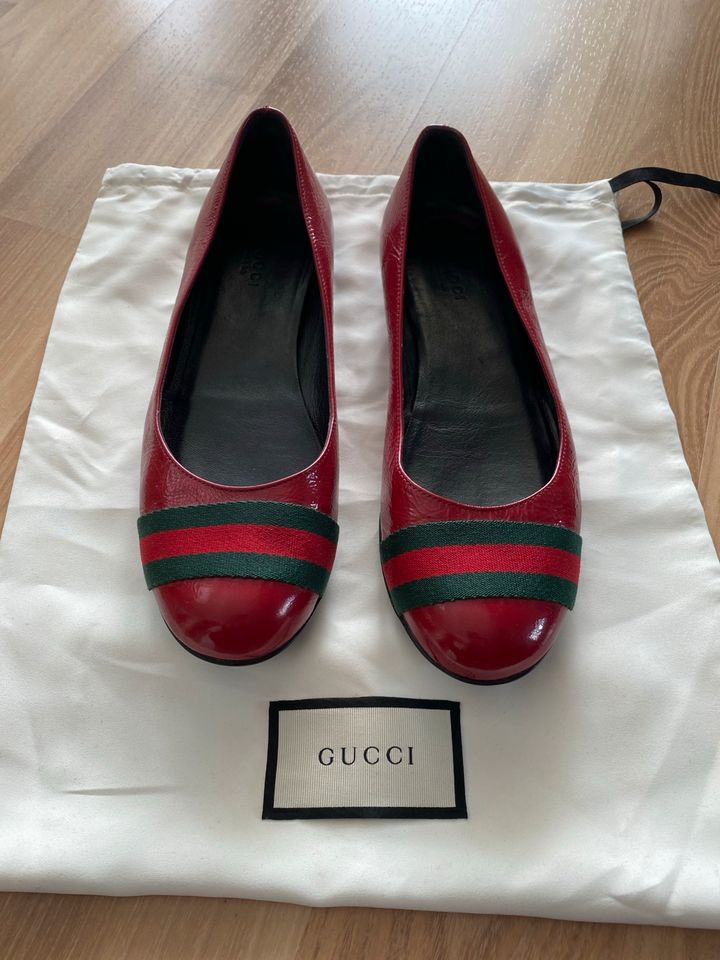 Gucci Schuhe in neuwertigem Zustand in Stockach