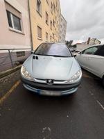 Peugeot 206, 153000 Kilometerstand Hessen - Erlensee Vorschau