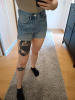H&M High Waist Denim Shorts ripped Hotpants Gr. 36 Berlin - Westend Vorschau