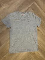 Tommy Hilfiger T-Shirt V Baden-Württemberg - Walldorf Vorschau