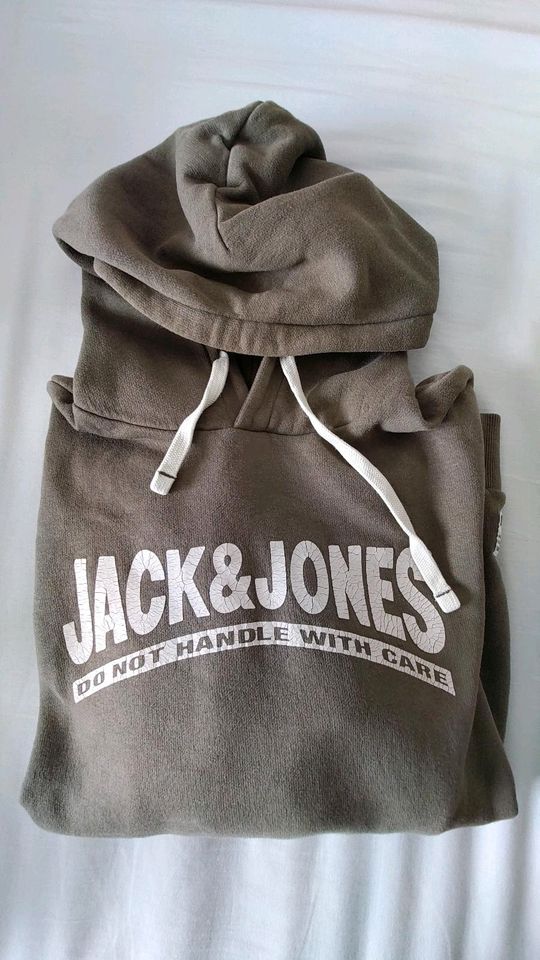 2 Jack & Jones Hoodies Gr. M in Schwerin