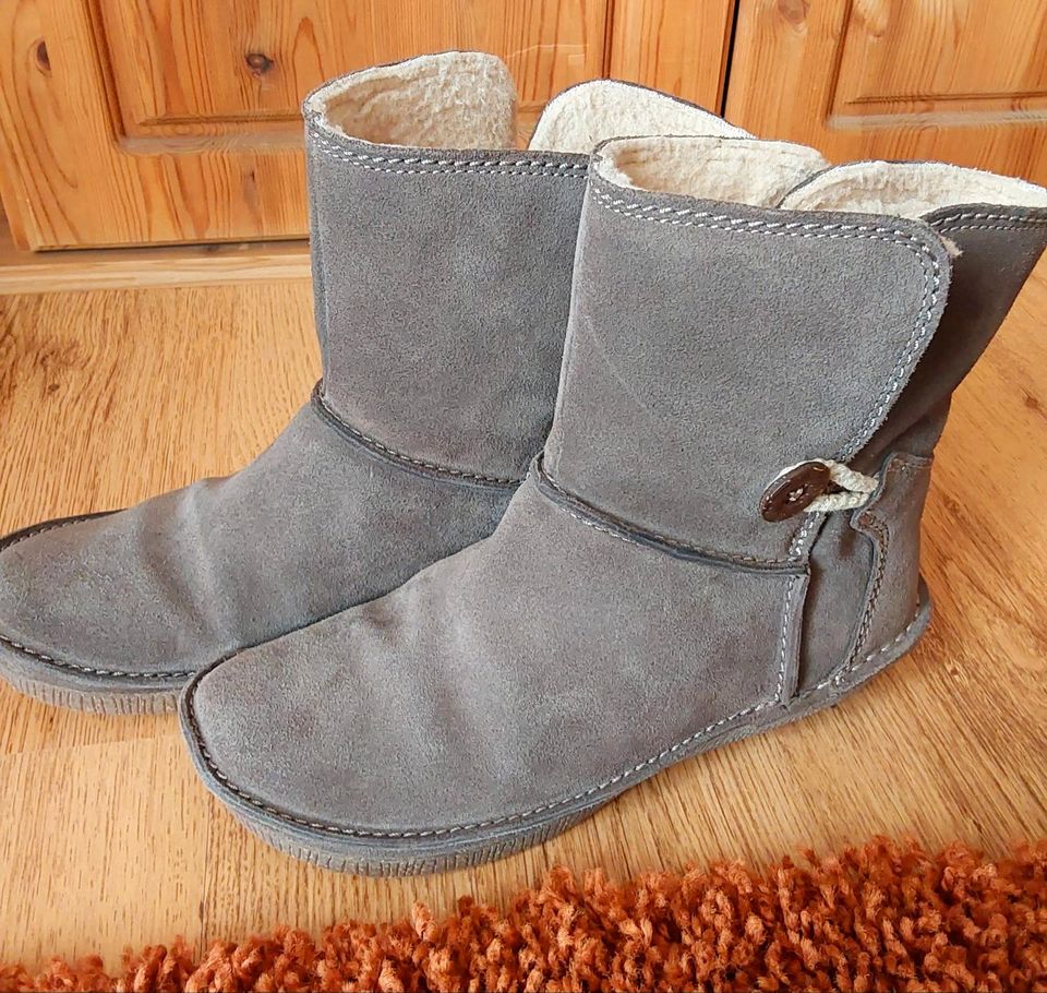 Clarks Winterstiefel / -stiefeletten,  Gr 38, grau in Kassel