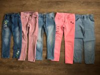 4x Mädchen Jeans Hosen Gr. 116 Blau Rosa Niedersachsen - Damme Vorschau