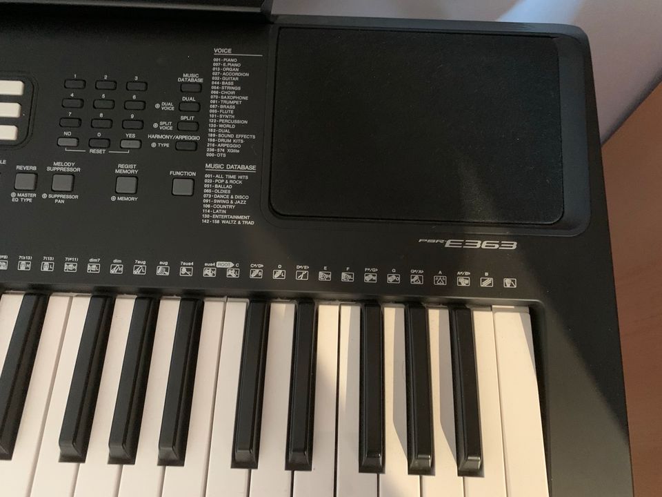 Yamaha Keyboard E363 in Top Zustand in Boxberg