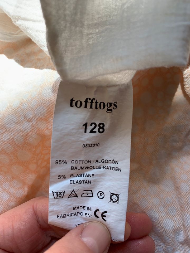 Neuwertiges, ungebügeltes Kleid tofftogs gr 128 in Bickenbach