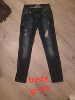 tredy jeans gr 40 Nordrhein-Westfalen - Moers Vorschau