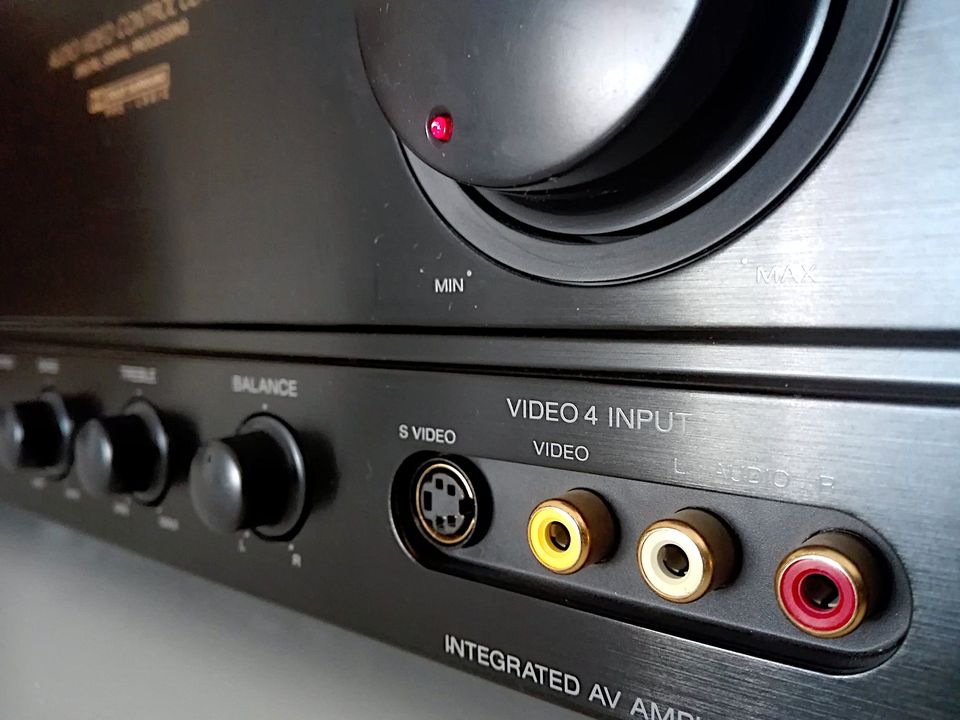 Sony TA-AV 590 Dolby Surround Pro-Logic Verstärker Audio Video in Baden-Baden