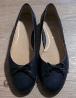 Ara Damen Ballerinas Schuhe Leder Gr. 40 wie neu Hessen - Linden Vorschau