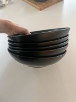 6 x schwarze runde Teller Suppenteller München - Altstadt-Lehel Vorschau