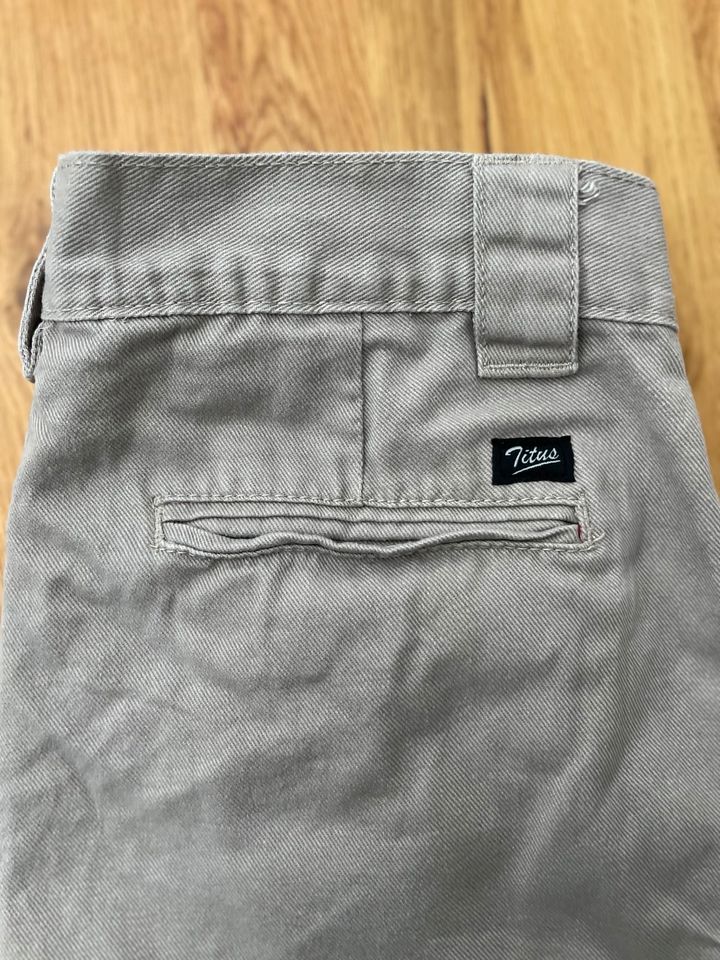 Chino Hose von Titus in Schlierbach